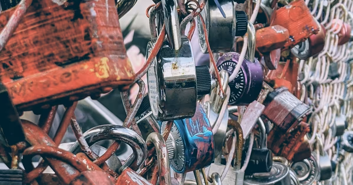 Re-Use SSH Config Inside Docker Containers with WSL2 